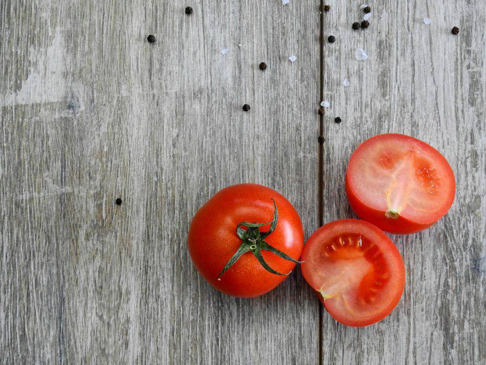 ilustrasi tomat (pexels.com/Pixabay)