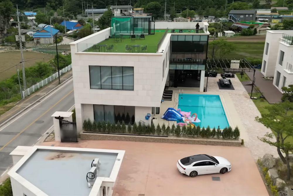 5 Penginapan di GOING SEVENTEEN TTT, Seru buat Staycation!