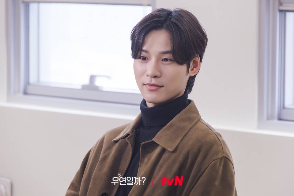 Bang Joon Ho (Yun Ji On) di drakor Serendipity's Embrace (dok. tvN/Serendipity's Embrace)