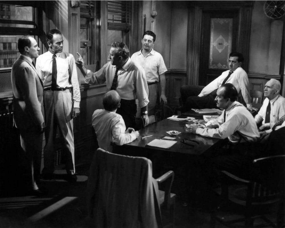 cuplikan film 12 Angry Men (dok. United Artists/12 Angry Men)