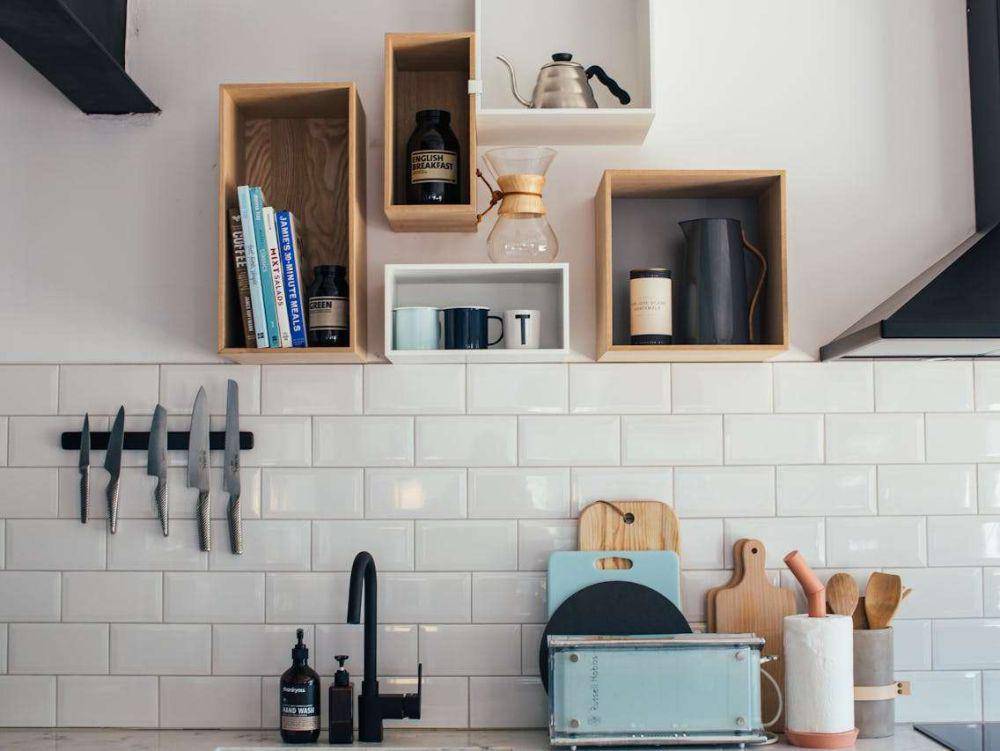 ilustrasi backsplash berpola batu bata (pexels.com/Rachel Claire)