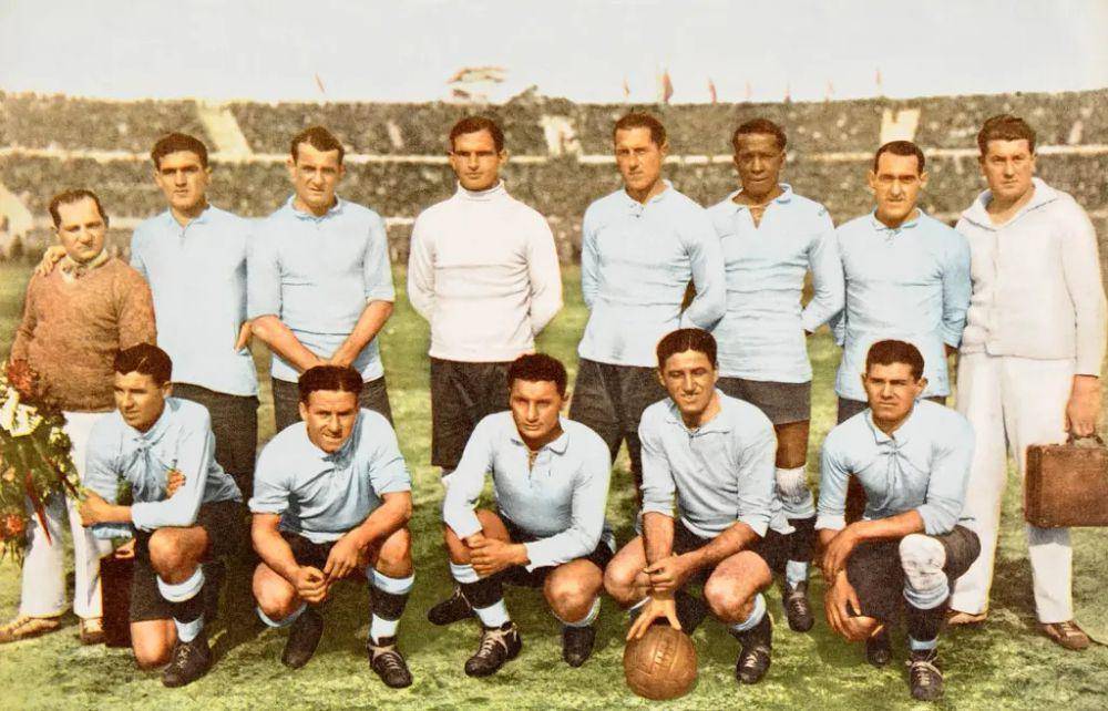 Skuad Uruguay yang menjuarai Piala Dunia 1930. (fifa.com)