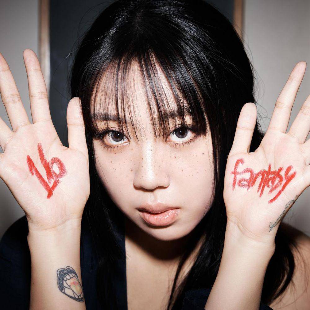 potret Lee Young Ji di mini album 16 FANTASY (instagram.com/youngji_02)
