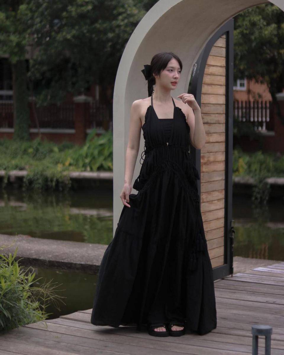 Jan Ployshompoo (instagram.com/janhae)