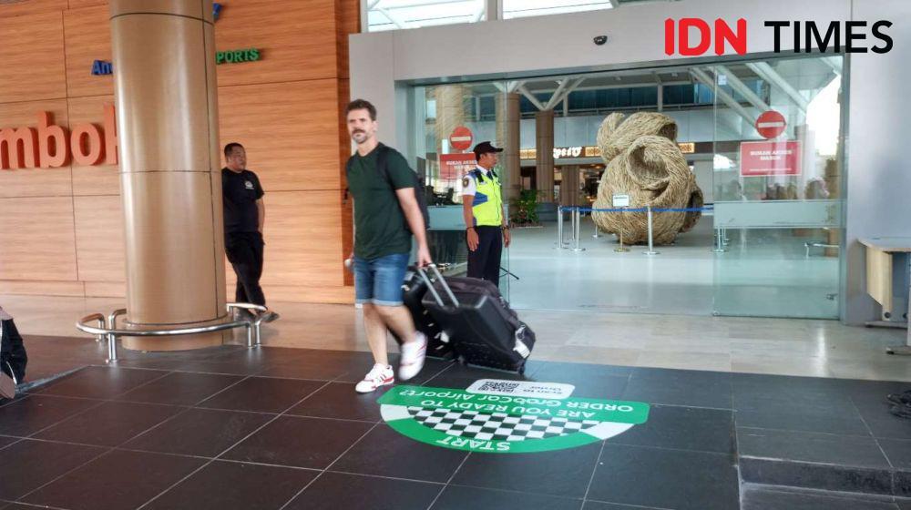 Ilustrasi wisatawan. (IDN Times/Muhammad Nasir)