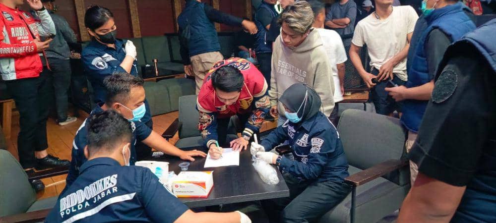 Polisi Razia Tempat Hiburan di Bandung, Tujuh Orang Positif Narkotika
