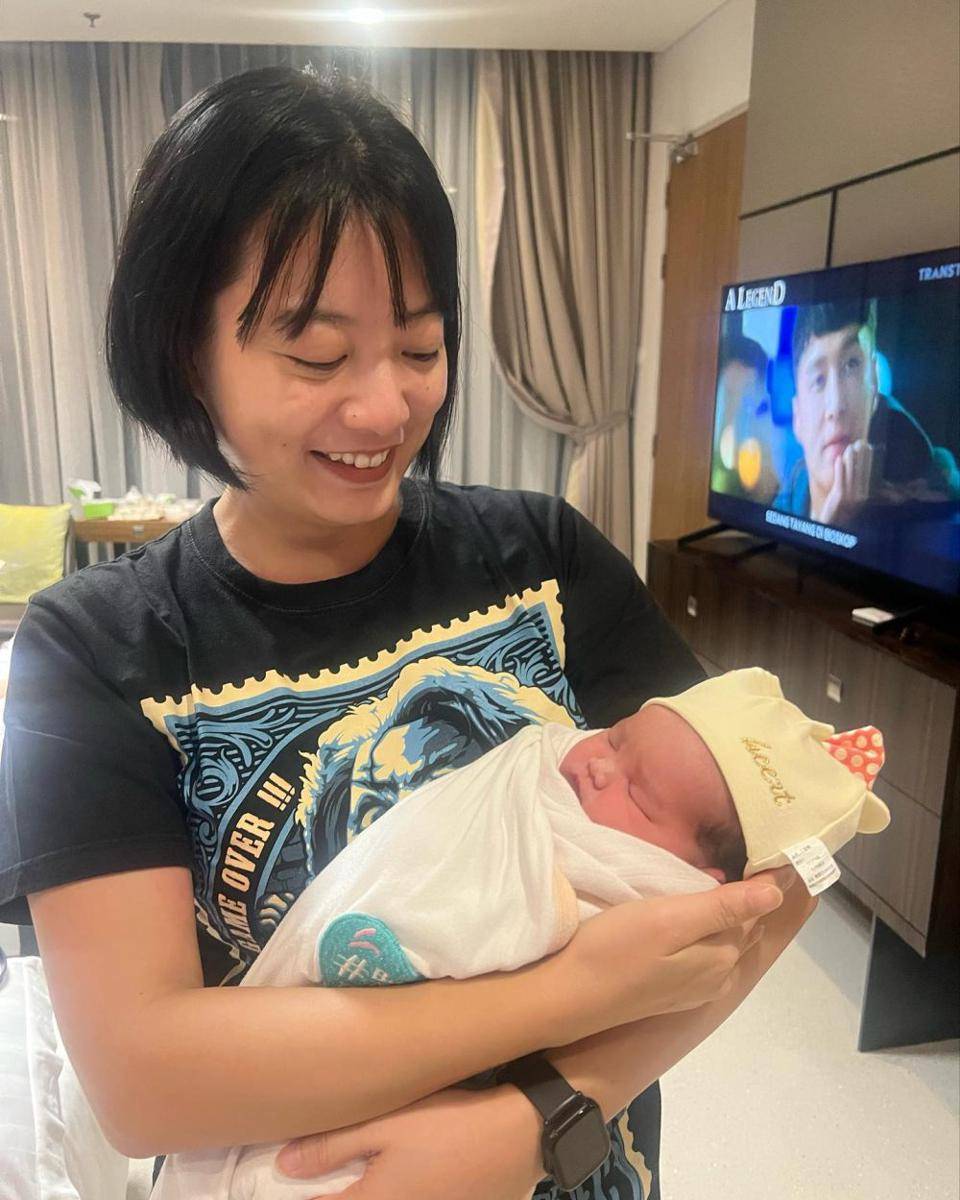 Titi Kamal besuk Tengku Dewi (Instagram.com/titi_kamall)
