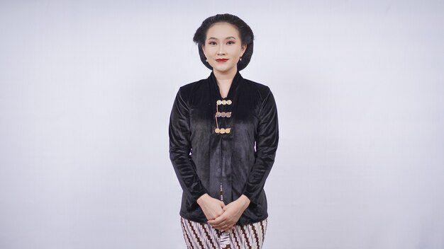 Ilustrasi kebaya (freepik.com/faizaminudin)