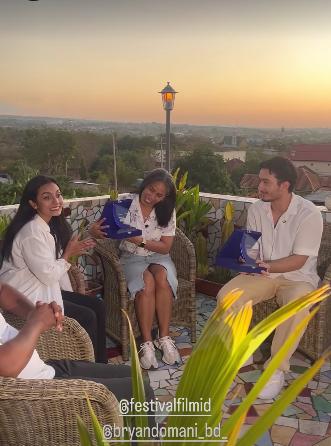 potret Prilly Latuconsina syuting program digital FFI 2024 di Kupang (instagram.com/prillylatuconsina96)