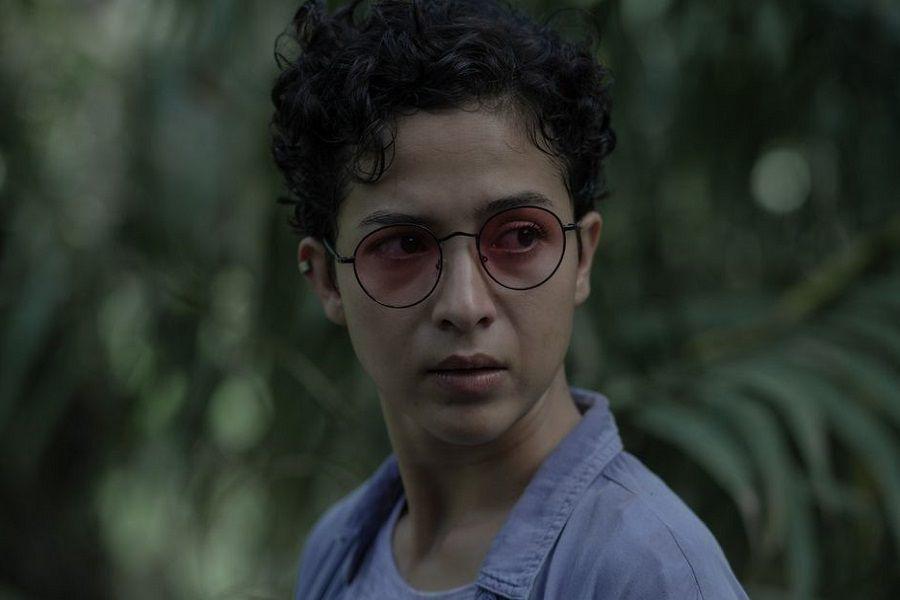 4 Konflik yang Dihadapi Sanja Arunika di Film Kabut Berduri, Apa Saja?