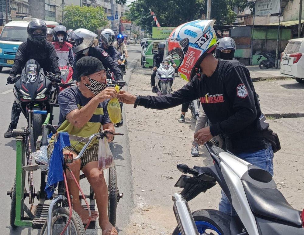 CBR Riders Medan Lakukan Aksi Sosial Sebelum Nobar ARRC Mandalika