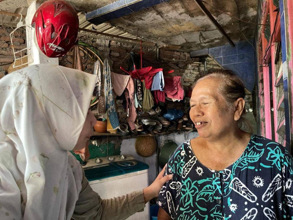 Bacalon Wali Kota Semarang, Claudyna C Ningrum atau Mbak Dina saat bertemu masyarakat. (IDN Times/bt)