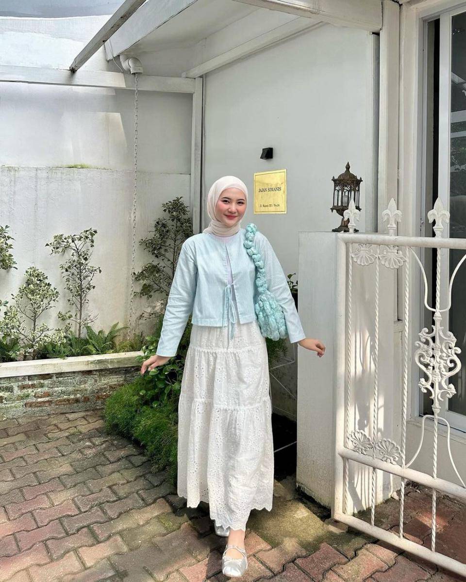 Intan Ghazella (instagram.com/intanghazll_)