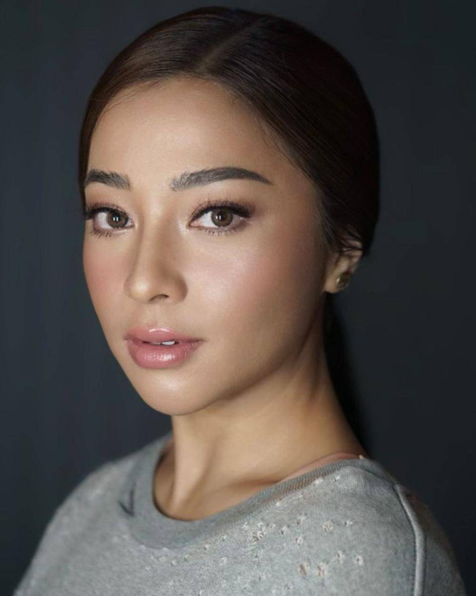 Nikita Willy (instagram.com/evalovira)