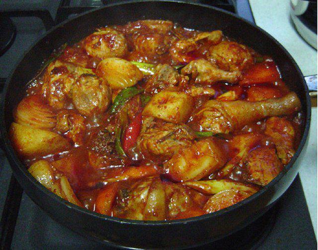 Resep Dakdoritang, Sup Ayam Pedas Khas Korea yang Sedap