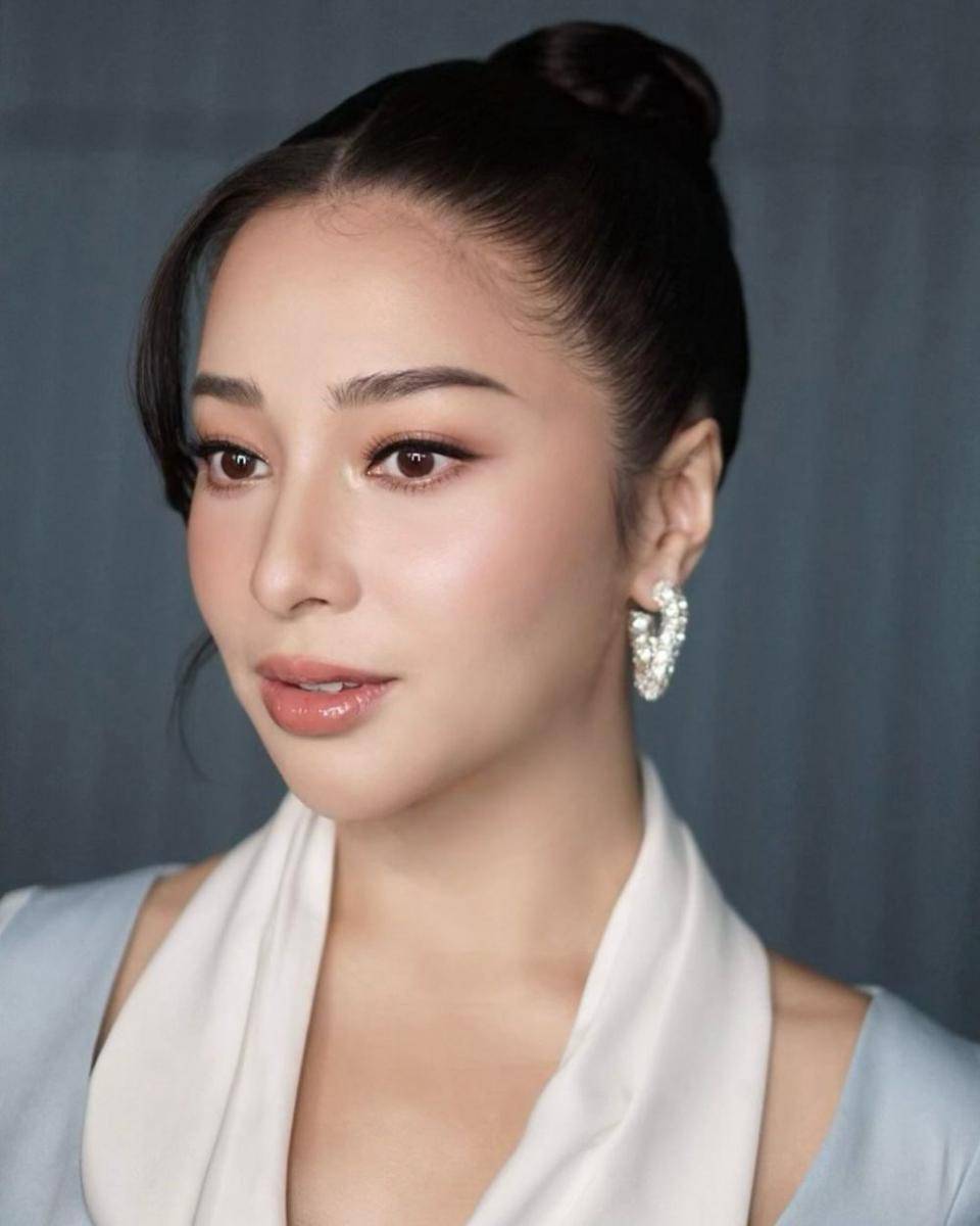 Nikita Willy (instagram.com/evalovira)