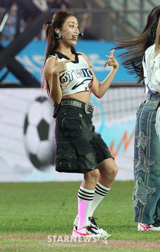 potret Jihyo TWICE di Coupang Play Series 2024 (dok. STARNEWS)