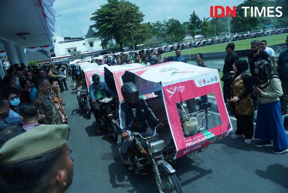 550 Becak di Medan Dilepas Sebagai Duta PON 2024