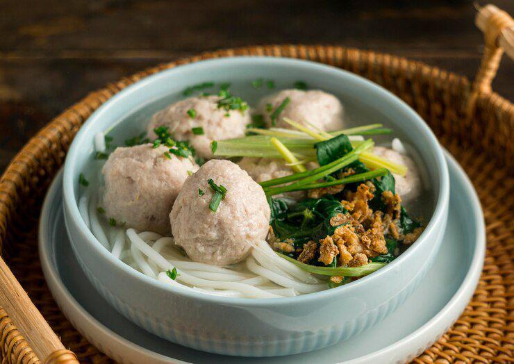 Bakso Suneo, Kuliner Unik yang Viral di Surabaya