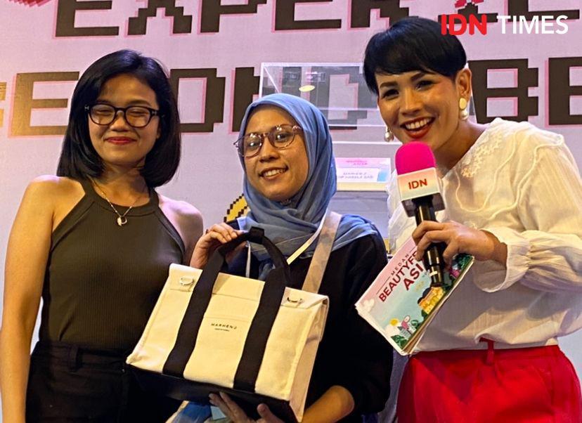 Menang Raffle Tiket BFA, Rina Belanja Rp2 Juta Dapat Tas Marhen J Top