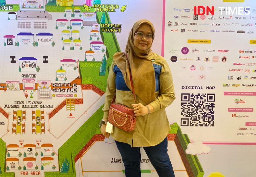 Beruntungnya Rara Menangkan Lelang Tas Michael Kors di BFA Medan 2024