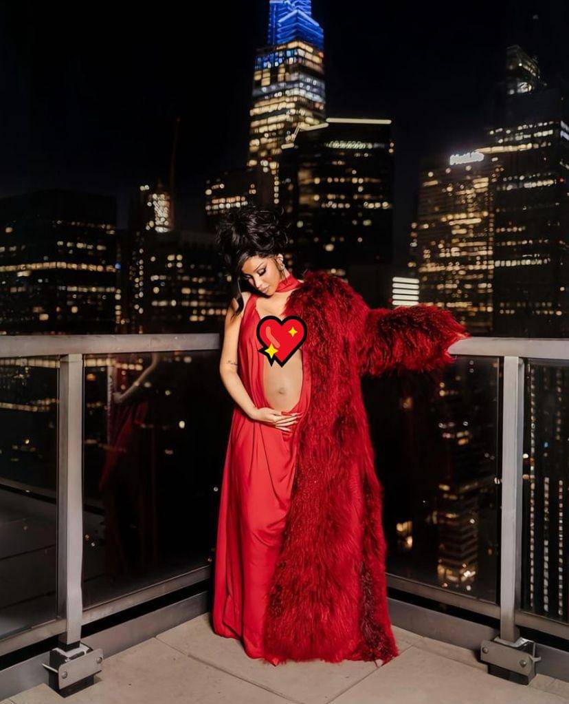 potret Cardi B hamil anak ketiga (instagram.com/iamcardib)