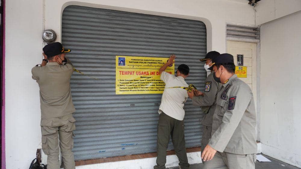 Satpol PP Sleman Tutup 28 Usaha Penjualan Minuman Beralkohol Ilegal