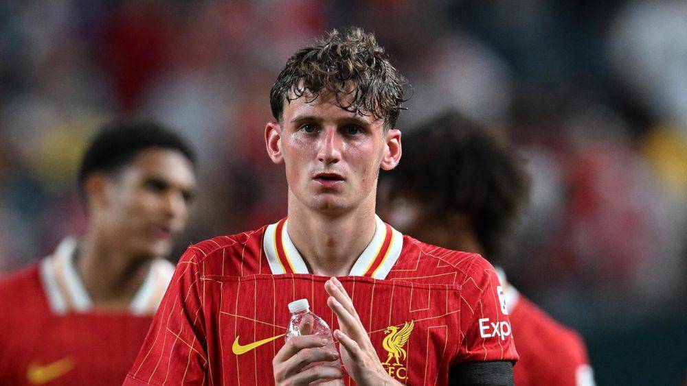 Tyler Morton (liverpoolfc.com)
