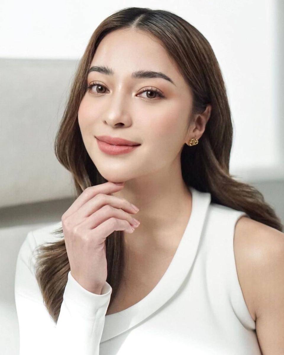 Nikita Willy (instagram.com/evalovira)