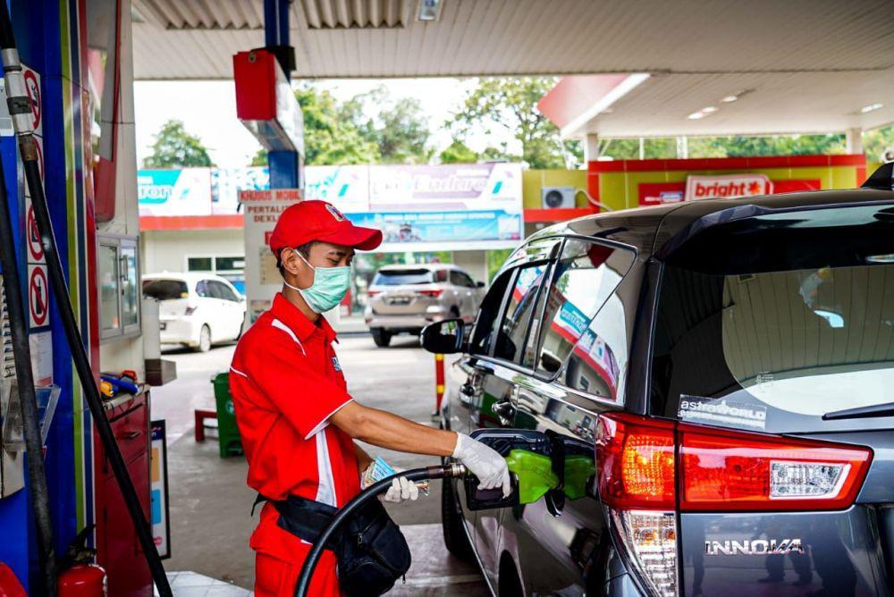 Harga Pertamax Mulai Hari Ini Naik Jadi Rp13.700 per Liter