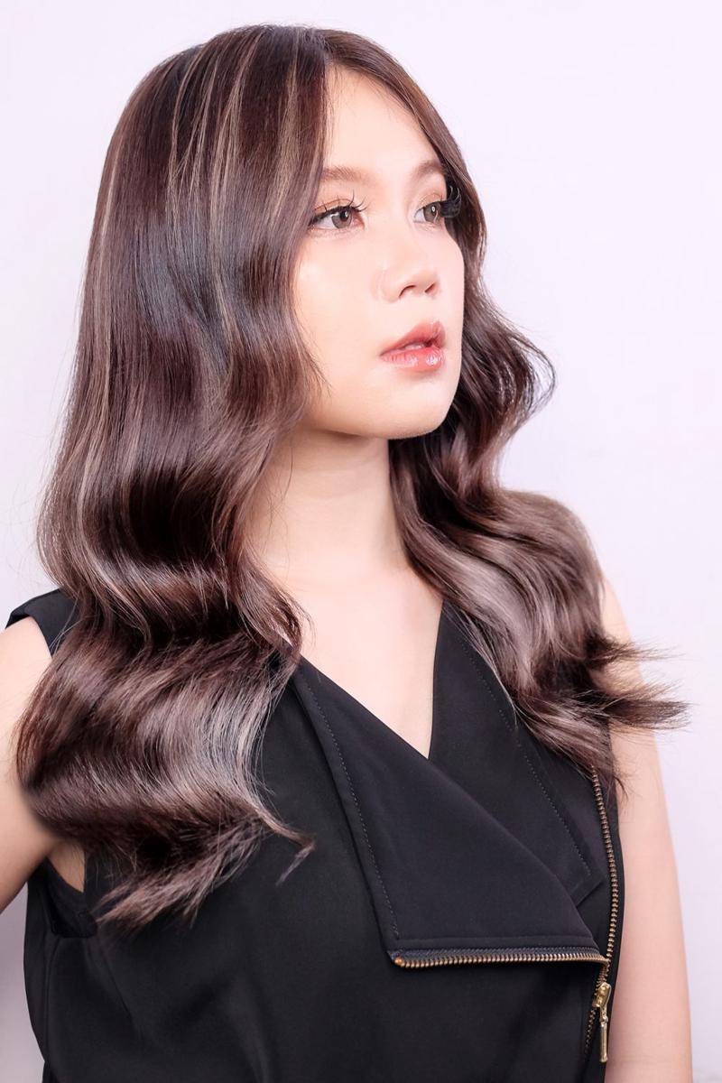 hair color style (Dok. AESTHERRA)