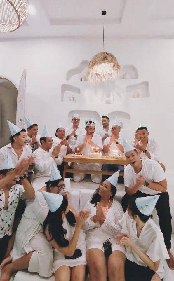 potret ulang tahun Robby Purba ke-38 (instagram.com/robbypurba)