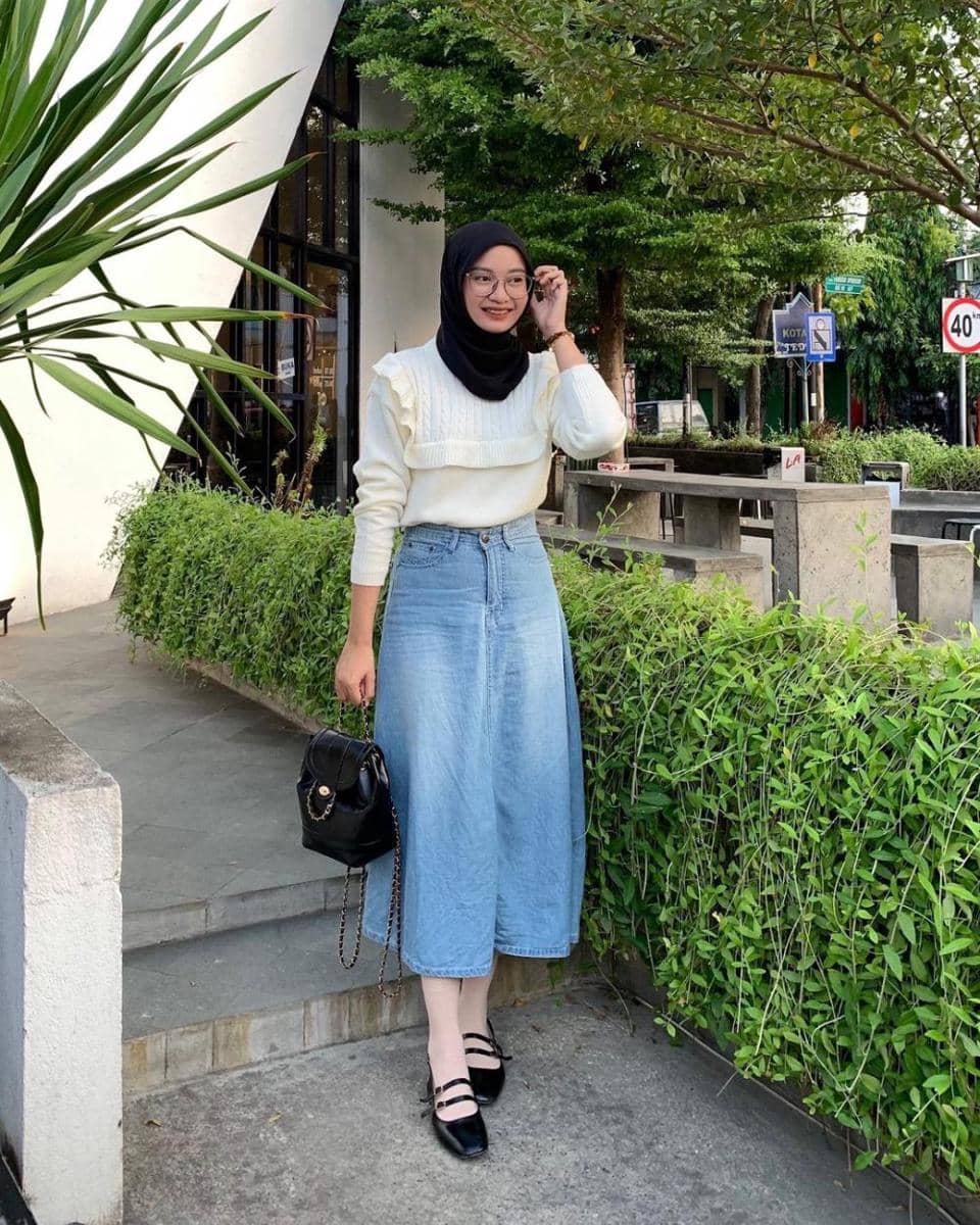 Lutvy Putri (instagram.com/lutvy_putri)