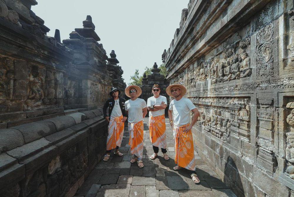 potret Raffi Ahmad dan sahabat (instagram.com/raffinagita1717)