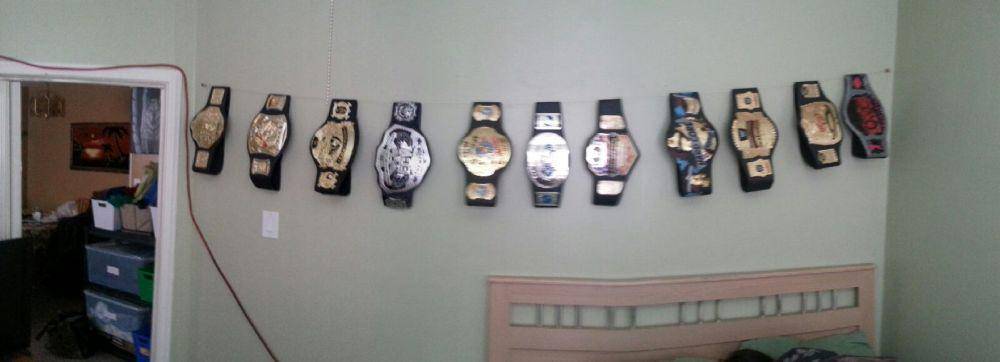 potret koleksi sabuk WWE (reddit.com/user/shadrad)