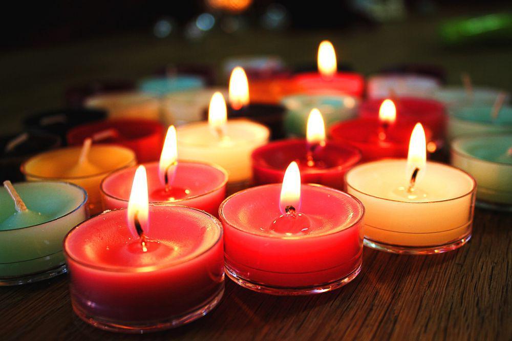 ilustrasi lilin. https://pixabay.com/users/gregmontani-1014946/