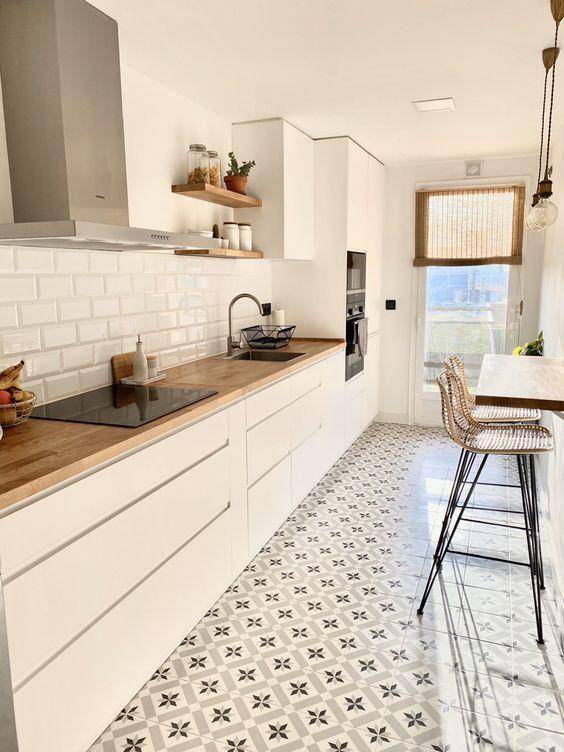 ide dapur memanjang untuk ruang sempit (thinkbox.es)