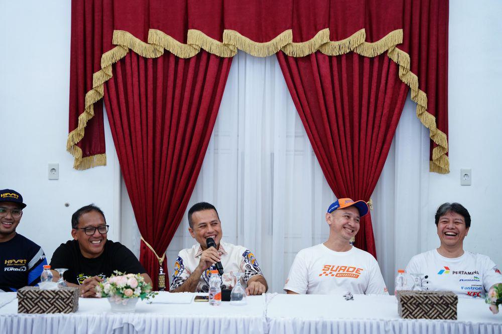Ijeck Berharap Mobilnya Tak Bermasalah di Reli Rambung Sialang