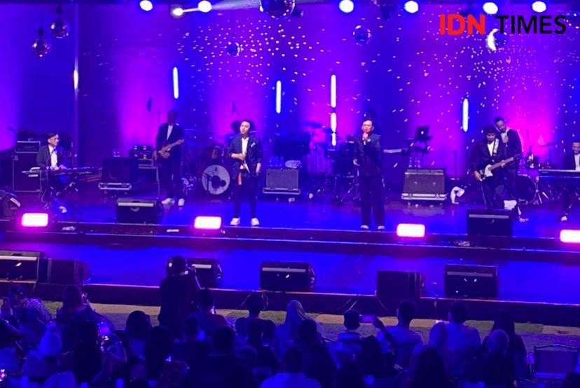 Intimate! Kahitna Blusukan dan Ajak Fans Nari di GAIA Music Festival