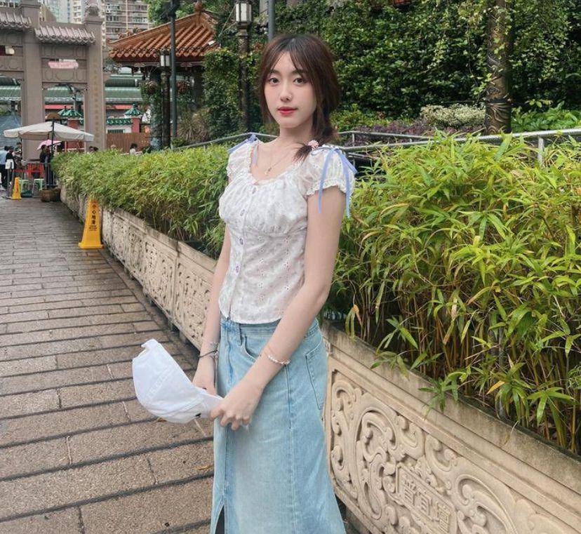potret Aheye 4EVE (instagram.com/aheyekrn_)