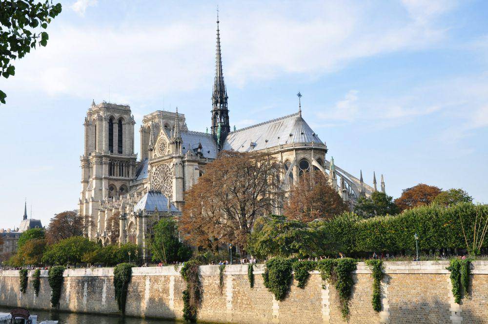 Notre Dame, Paris-Prancis (unplash.com/Sebastien)