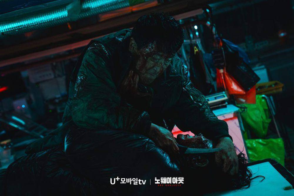 Yoon Chang Jae (Lee Kwang Soo) dan Leem Ji Hong (Hyun Bong Sik) di drakor No Way Out: The Roulette (instagram.com/xplusu.series