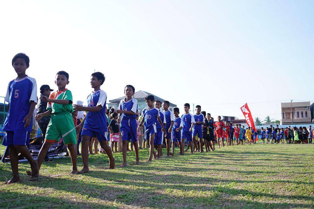 Turnamen Sepakbola Kiyam di Lapangan Bola Desa Cinta Rakyat, Percut Seituan, Kamis (1/8/2024). (Dok. IDN Times)