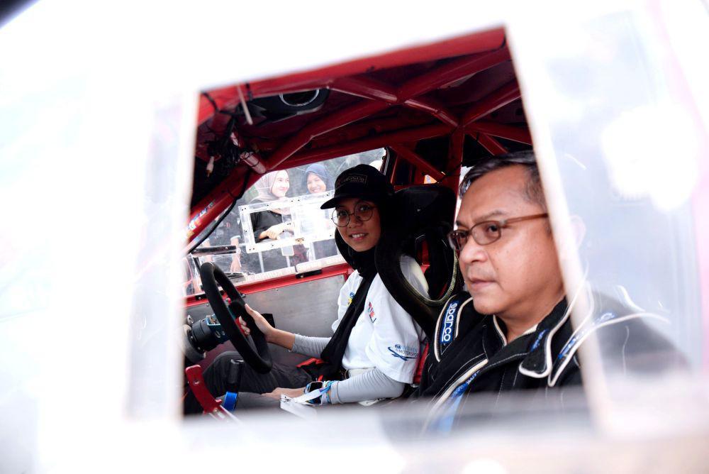Rihans Variza Tercepat di SS1 dan SS2 Kejurnas Rally dan APRC Hari Ini