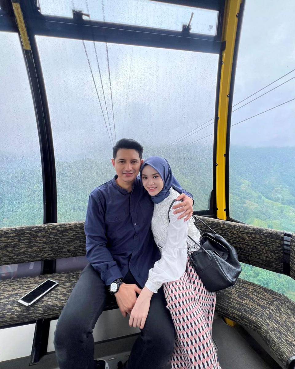 potret Chand Kelvin dan istri bulan madu (instagram.com/chand_kelvin)