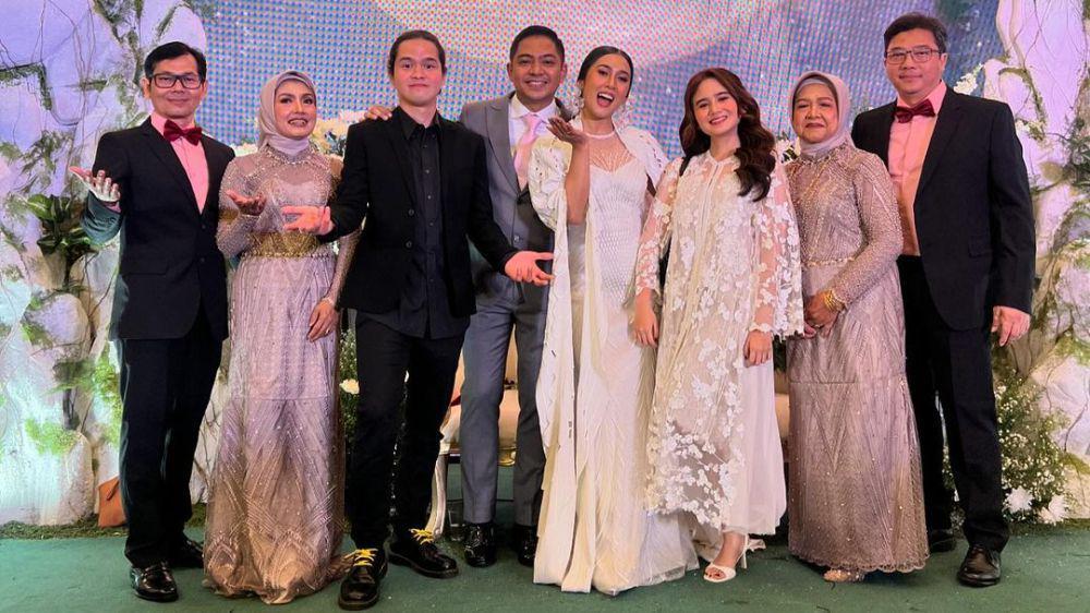 potret Tissa Biani dan Dul Jaelani di pernikahan Ade Govinda (instagram.com/tissabiani)