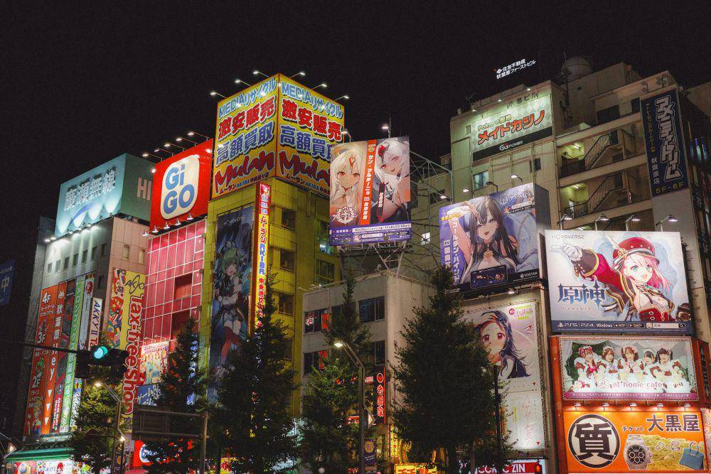 Potret Akihabara (unsplash.com/Darwin Vegher)