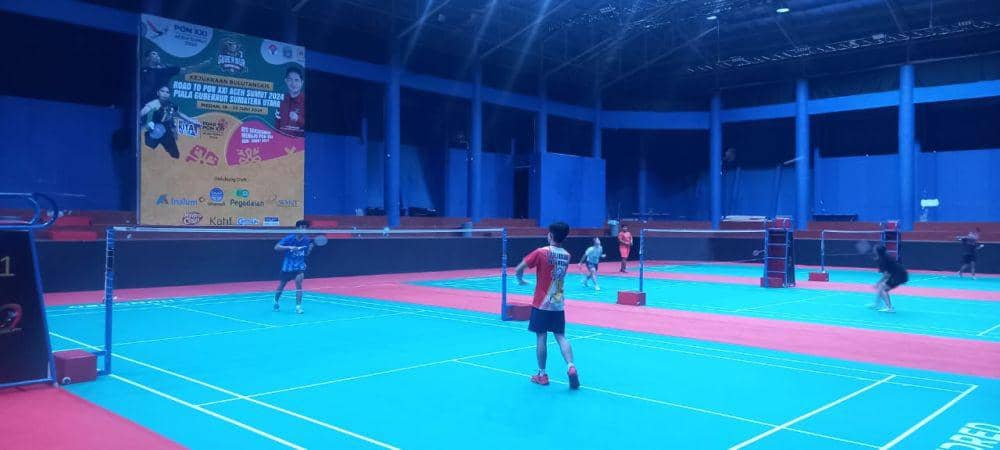 Latihan atlet bulu tangkis Sumut hadapi PON 2024 (dok.istimewa)
