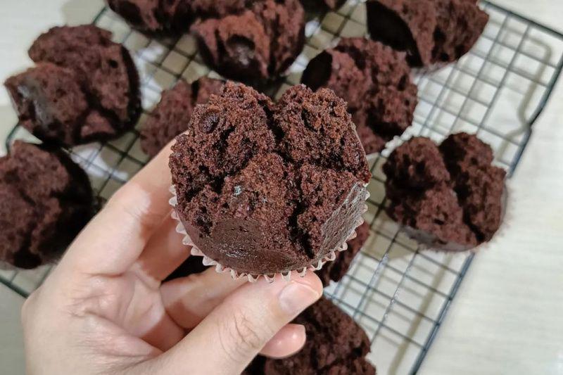 Resep Bolu Kukus Cokelat Mekar Sempurna, Cuma Butuh 1 Telur!
