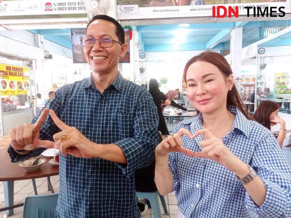 Amsakar Achmad dan Li Claudia Chandra (IDN Times/Putra Gema Pamungkas)